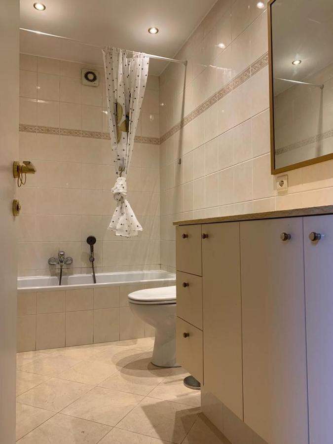 Lovely Two Bedroom Apartment With Free Parking Antwerpia Zewnętrze zdjęcie